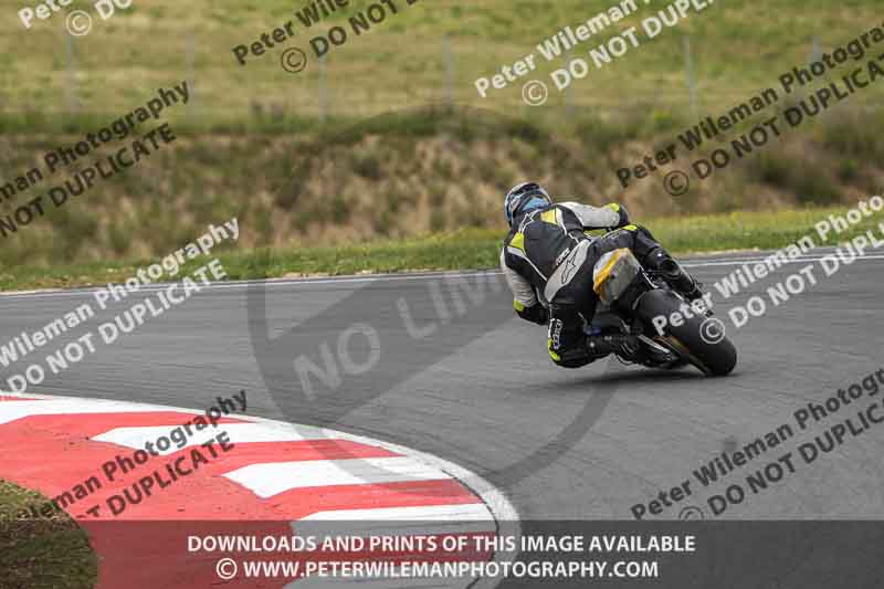 cadwell no limits trackday;cadwell park;cadwell park photographs;cadwell trackday photographs;enduro digital images;event digital images;eventdigitalimages;navarra;no limits trackdays;peter wileman photography;racing digital images;trackday digital images;trackday photos